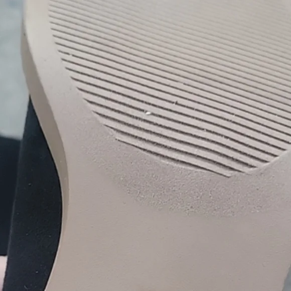 NEW! LOFT Black Faux Suede Chunky Heel Pull On Ankle Boots. - Picture 6 of 6